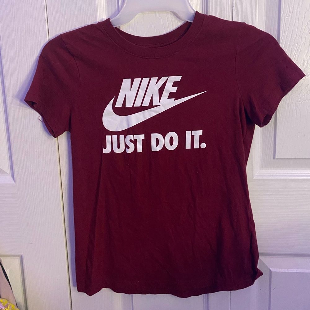 Maroon Nike Tee